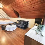 Nemes Apartmanhaz