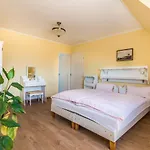 Nemes Apartmanhaz