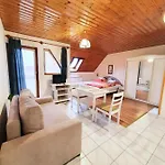 Nemes Apartmanhaz Хевиз