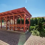 Апартаменты Nemes Apartmanhaz