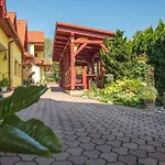 Nemes Apartmanhaz * Хевиз