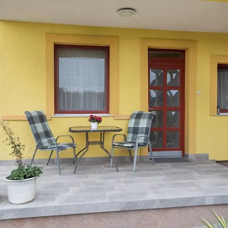 Nemes Apartmanhaz דירה