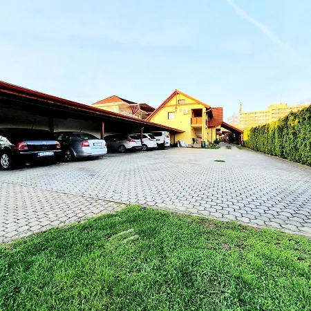 Апартаменты Nemes Apartmanhaz Хевиз