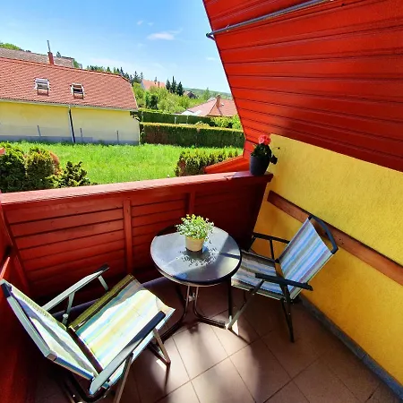 Nemes Apartmanhaz * Хевиз