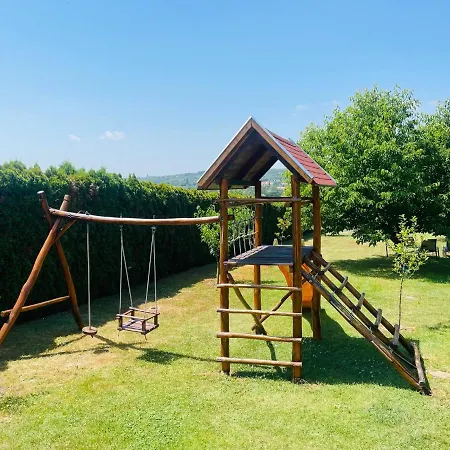 Nemes Apartmanhaz Апартаменты