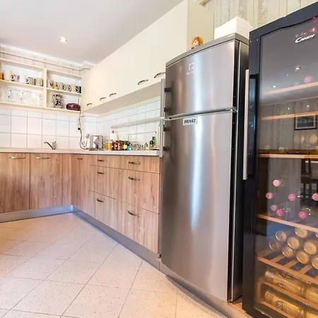 Nemes Apartmanhaz Apartament Héviz