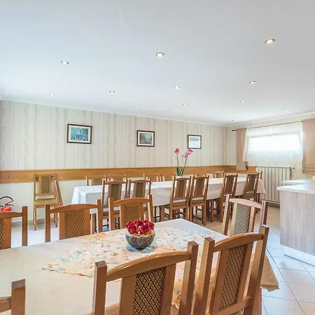 Nemes Apartmanhaz Apartament