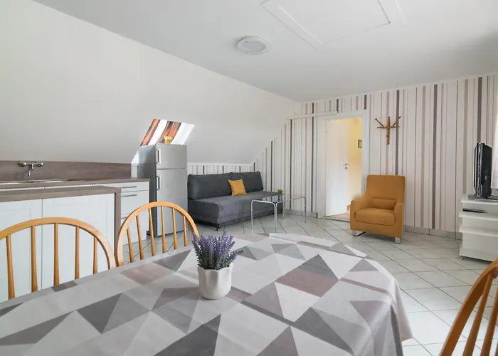 Apartment Nemes Apartmanhaz *