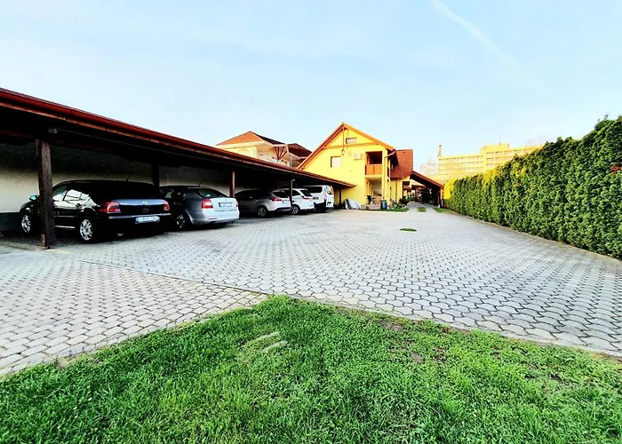 Apartment Nemes Apartmanhaz Hévíz