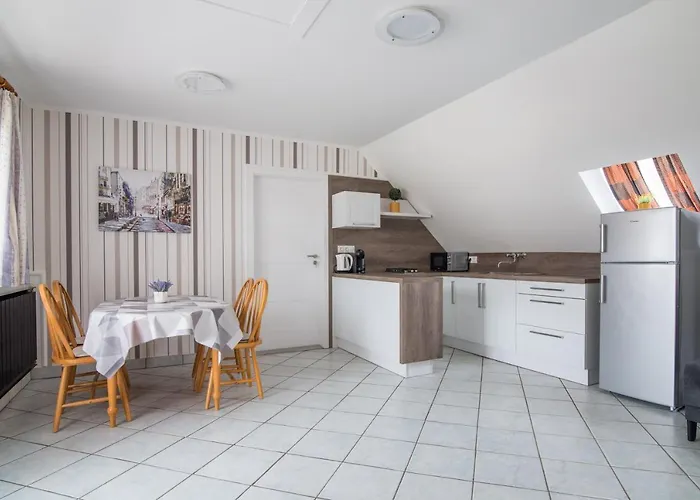 Nemes Apartmanhaz * Hévíz