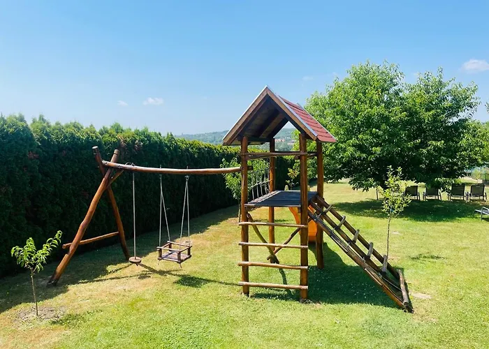 Nemes Apartmanhaz Apartment