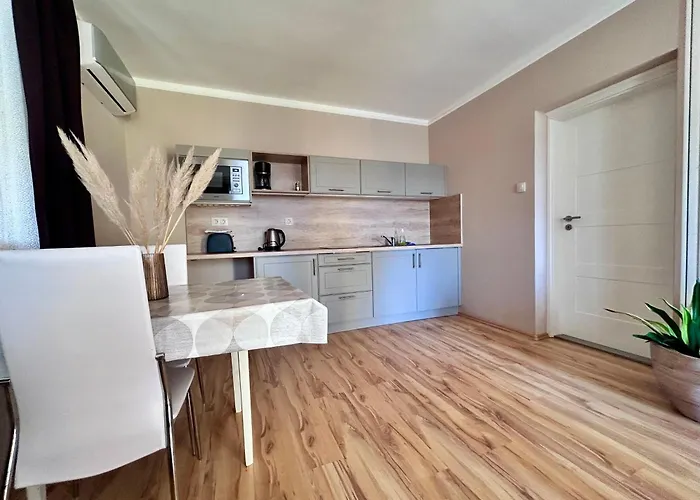 Nemes Apartmanhaz * Hévíz